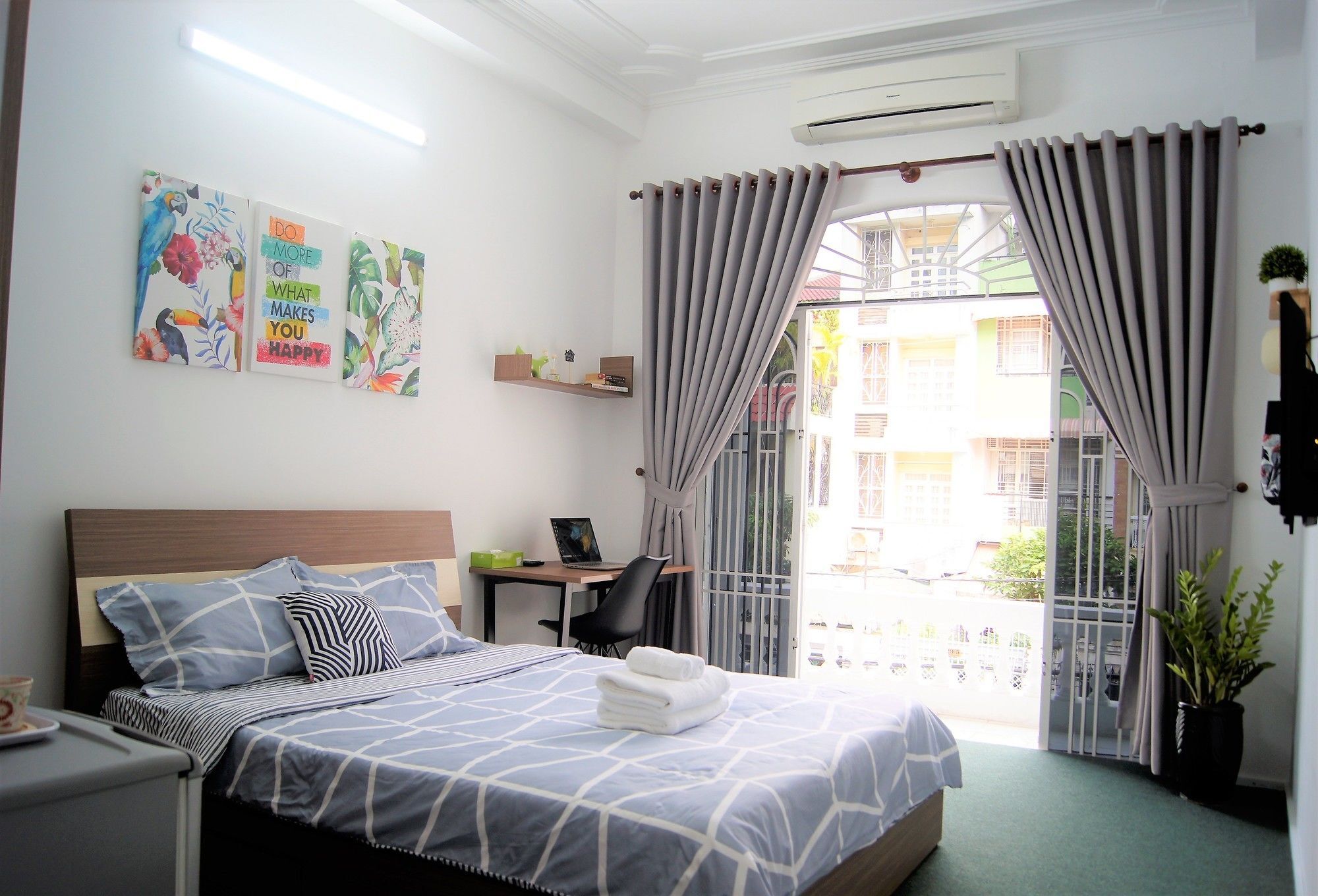 Khách sạn Holo Fairy House Saigon - Adult Only TP. Hồ Chí Minh